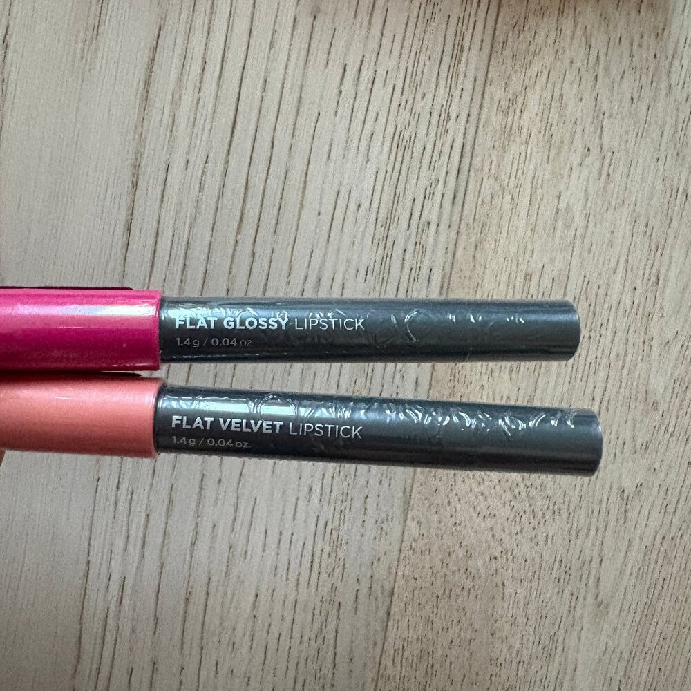The Face Shop - Flat Glossy and Flat Velvet Lipsticks - BNIP